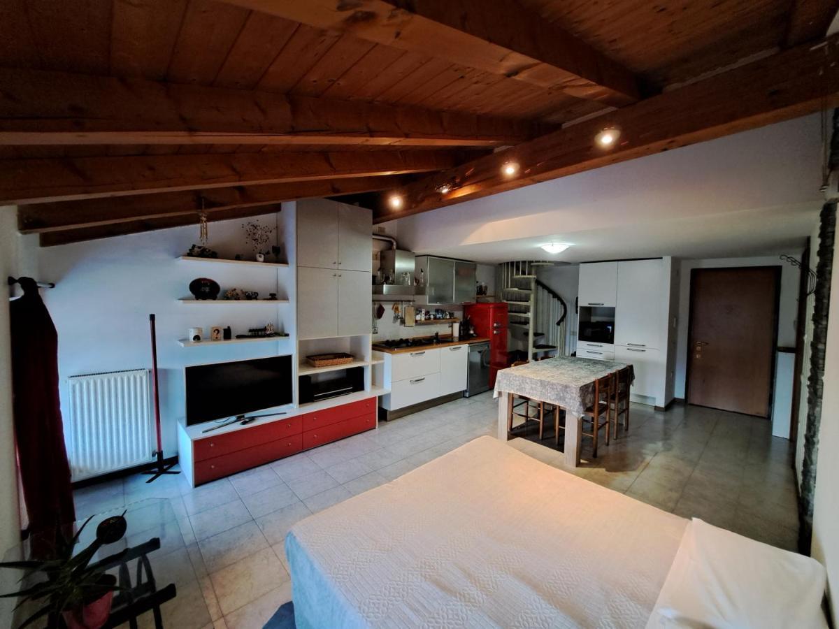 Casa Vacanze S.Tomaso Рива дел Гарда Екстериор снимка